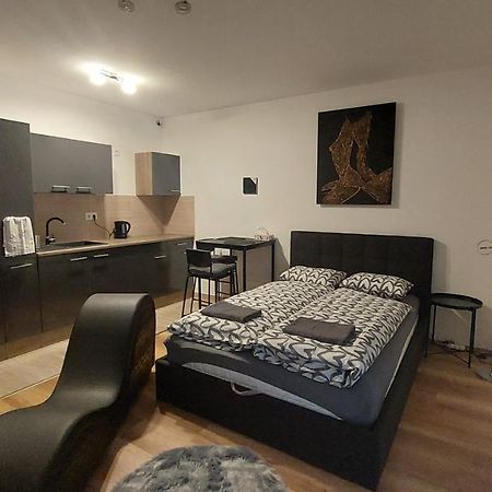 N&Z Apartman Close To The Downtown Apartment Budapest Exterior photo